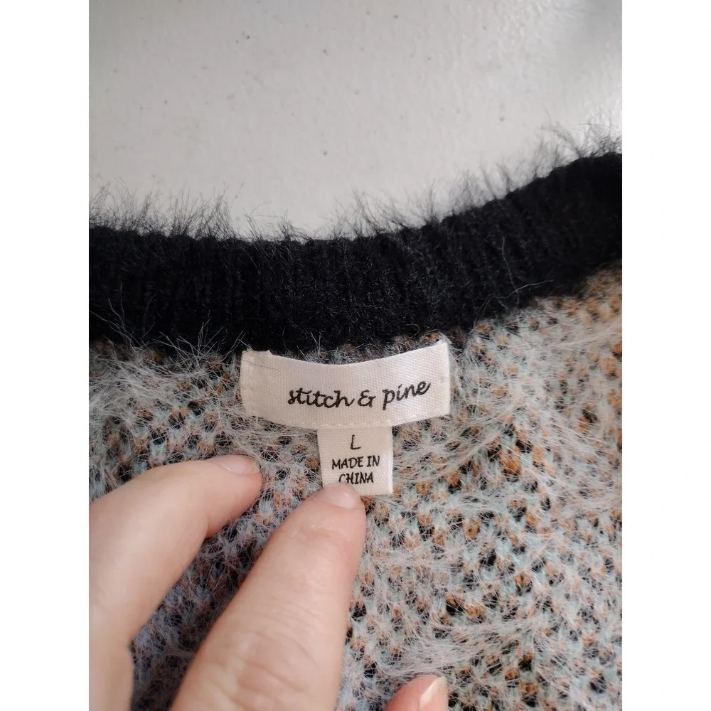 Stitch & Pine Women Black White Plaid Fuzzy Eyelash Knit Button Cardigan Large